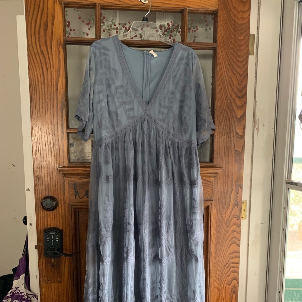 Lace Maxi Dress